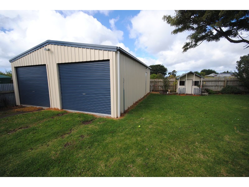 37 Learmonth Street, Portland VIC 3305