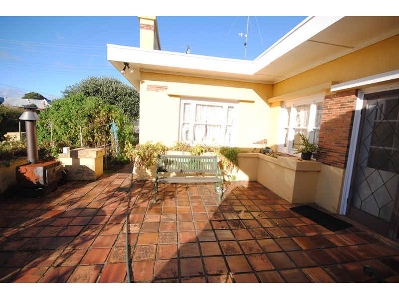 33 Blair Street, Portland VIC 3305