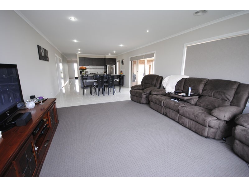 39 Madeira Close, Portland VIC 3305