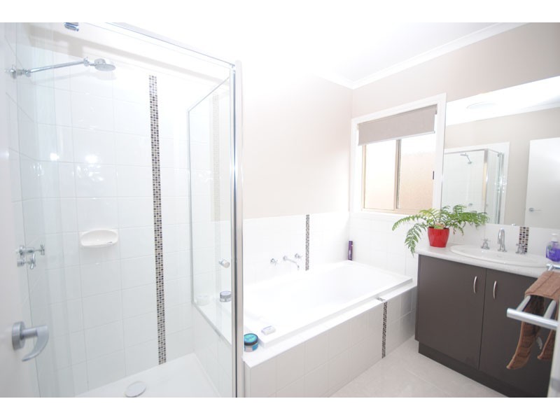 39 Madeira Close, Portland VIC 3305