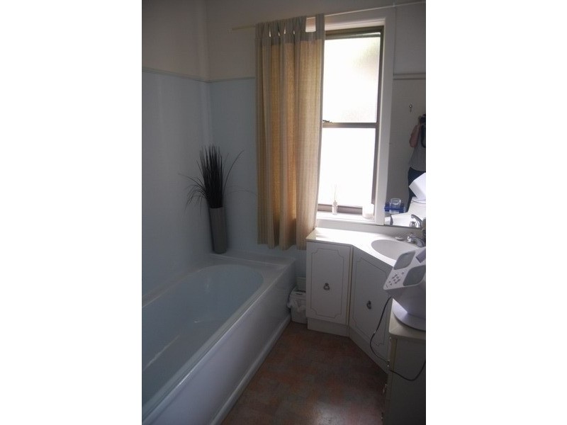 15 Bentinck Street, Portland VIC 3305