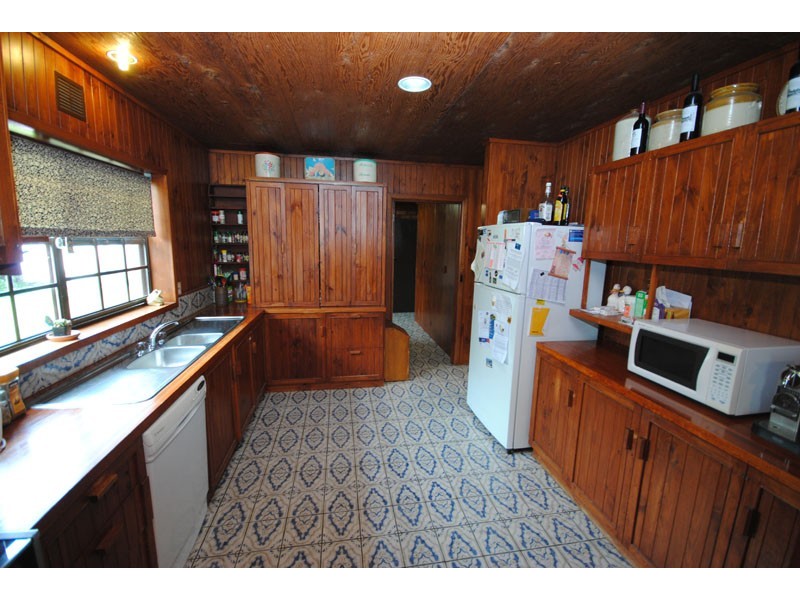 136 Cave Hill Road, Heywood VIC 3304