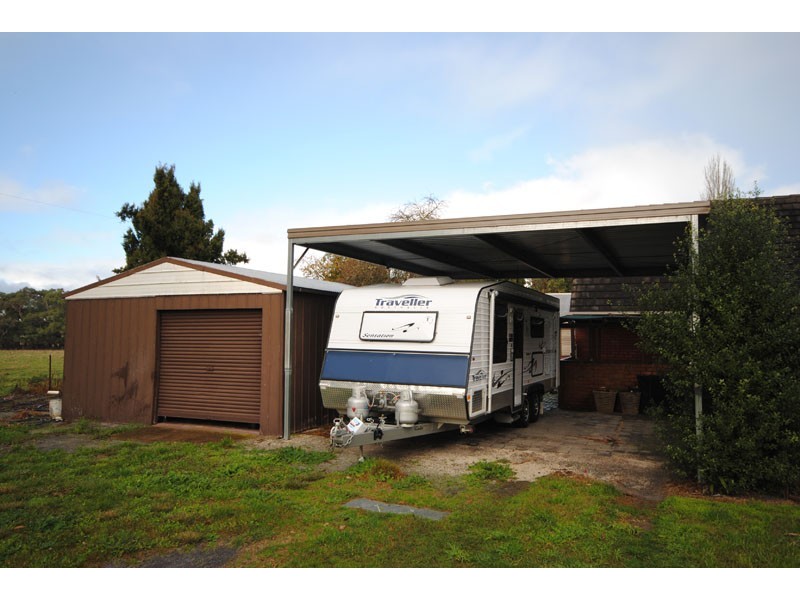 136 Cave Hill Road, Heywood VIC 3304