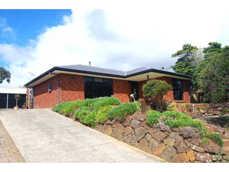15 Tamora Crescent, Portland VIC 3305