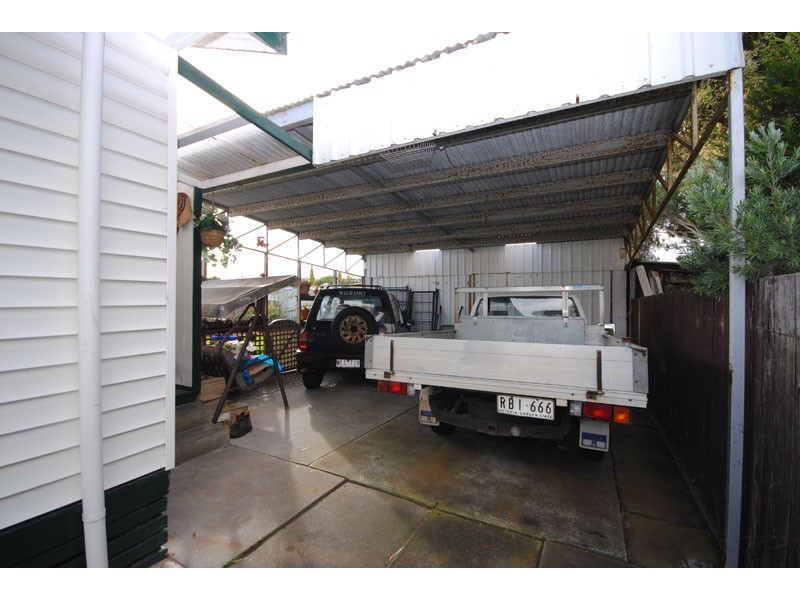 42 Kauri Crescent, Portland VIC 3305