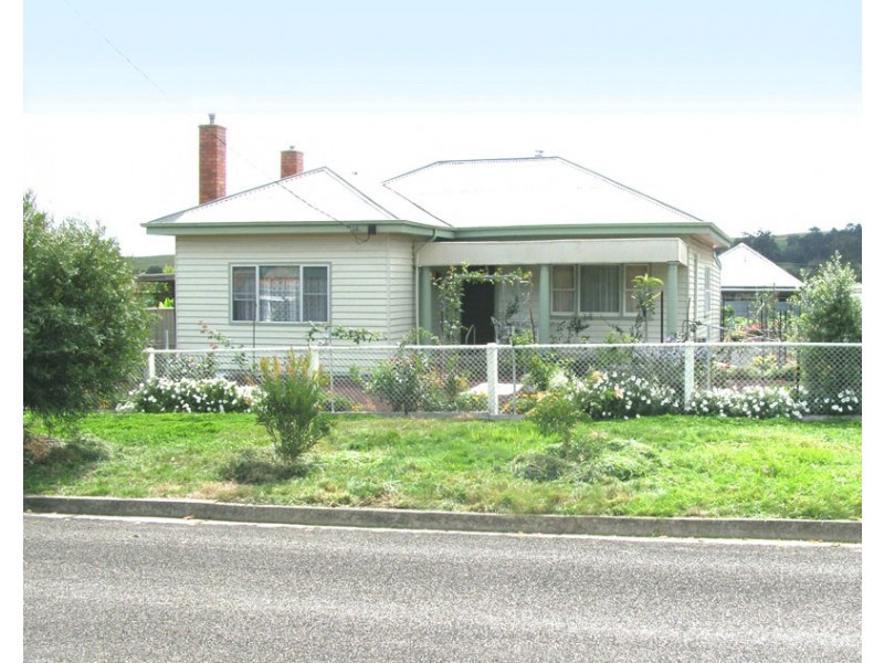 68 McConochie Street, Coleraine VIC 3315