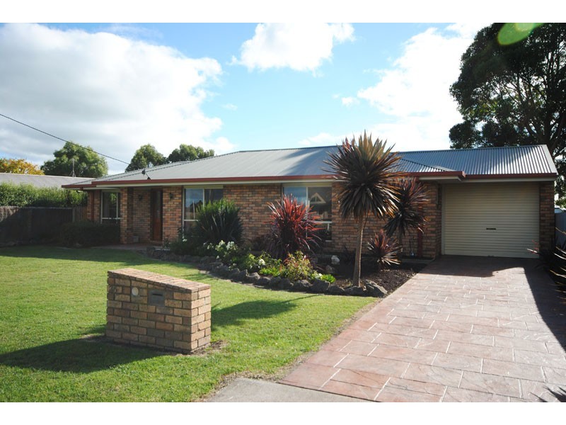 36 Barclay Street, Heywood VIC 3304