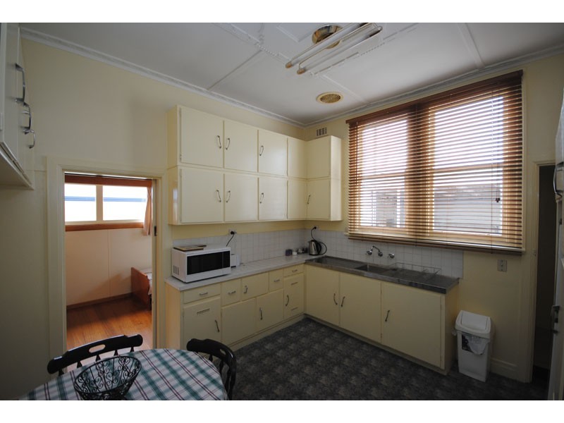 16 Otway Street, Portland VIC 3305