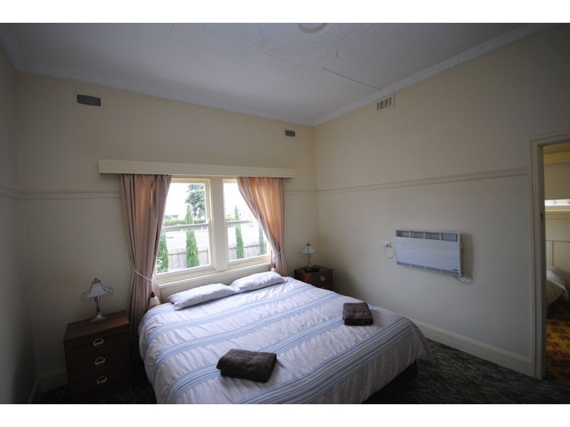 16 Otway Street, Portland VIC 3305