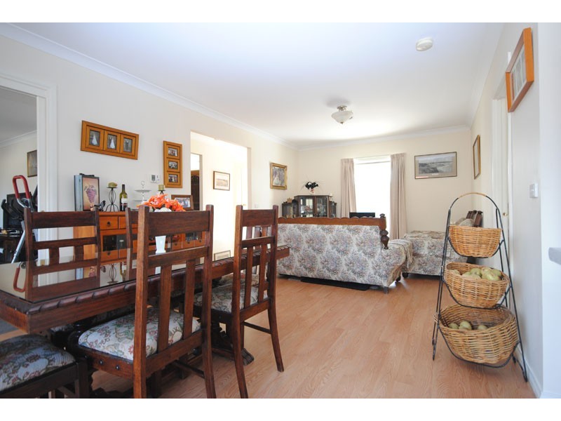 11 Banksia Court, Portland VIC 3305