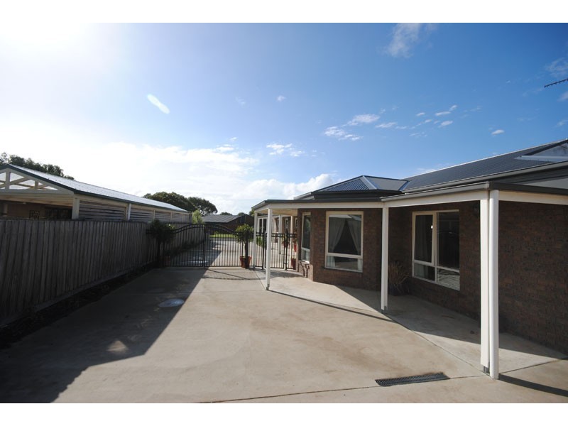 11 Banksia Court, Portland VIC 3305