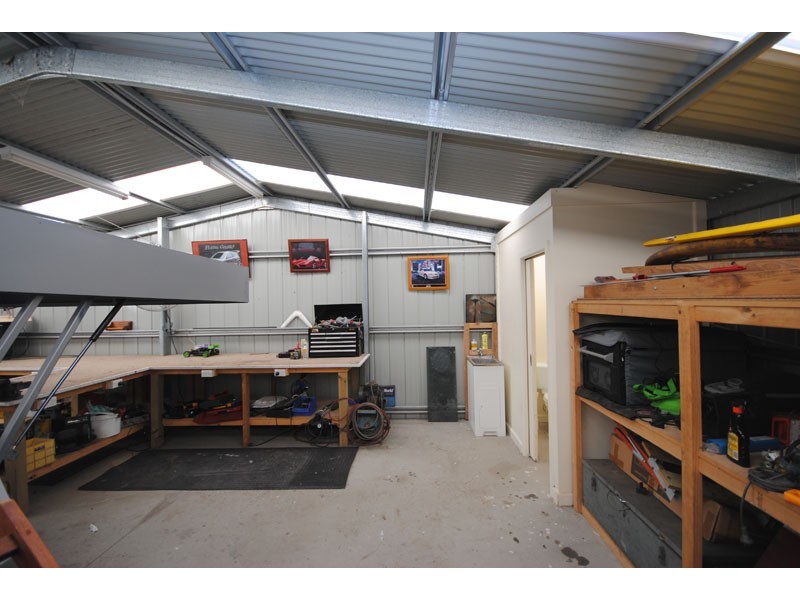 11 Banksia Court, Portland VIC 3305