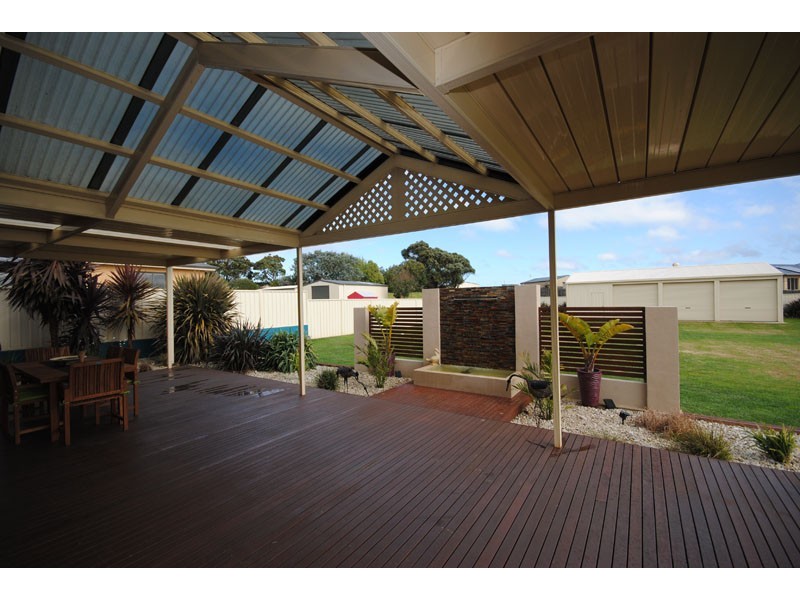 9 Laguna Court, Portland VIC 3305