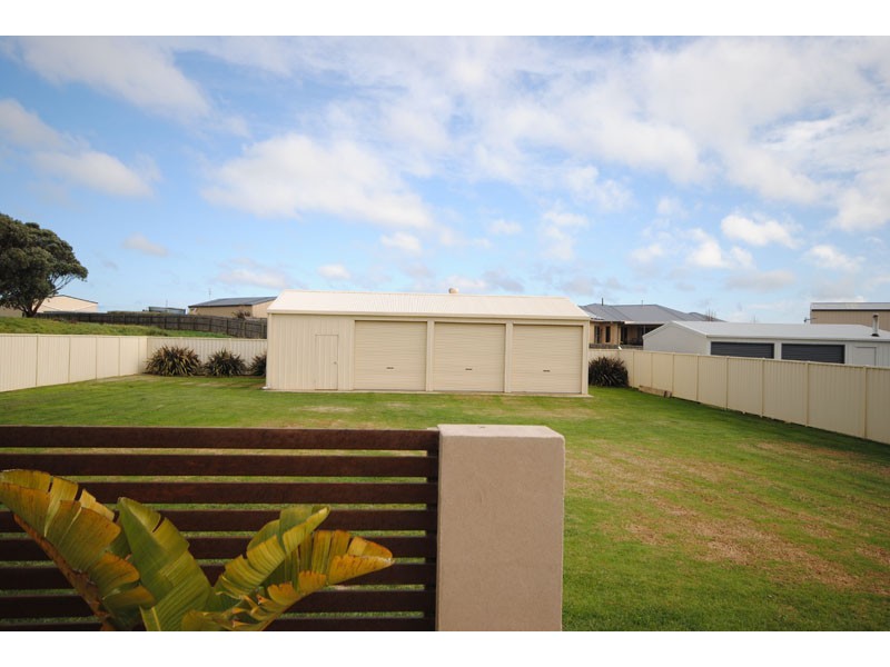 9 Laguna Court, Portland VIC 3305