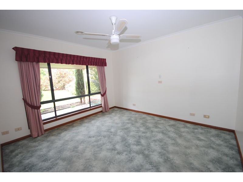 28 Burns Road, Portland VIC 3305