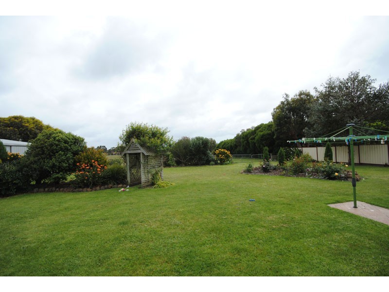 28 Burns Road, Portland VIC 3305