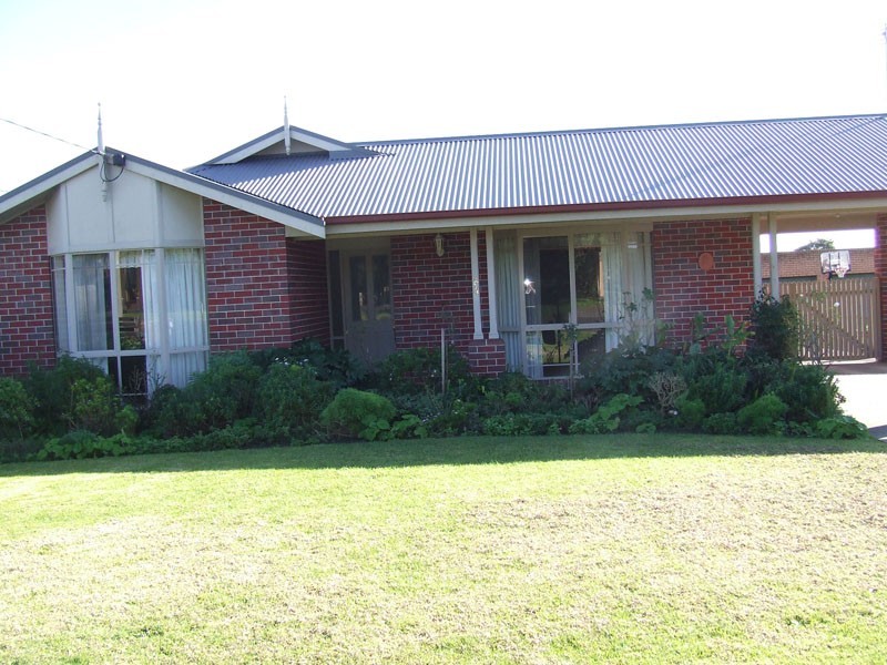 64 Childers Street, Portland VIC 3305