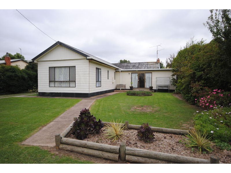 7 Owen Street, Heywood VIC 3304