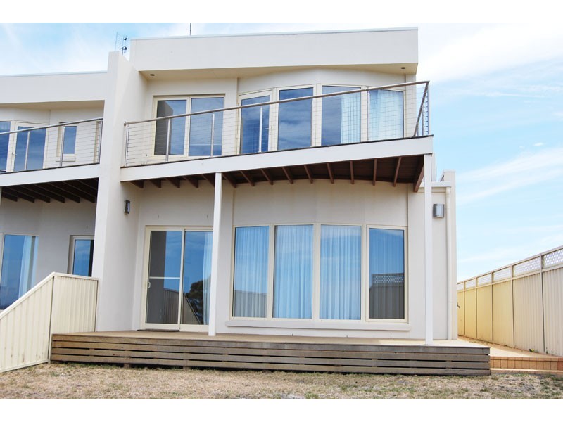 9 Seaview Terrace, Portland VIC 3305