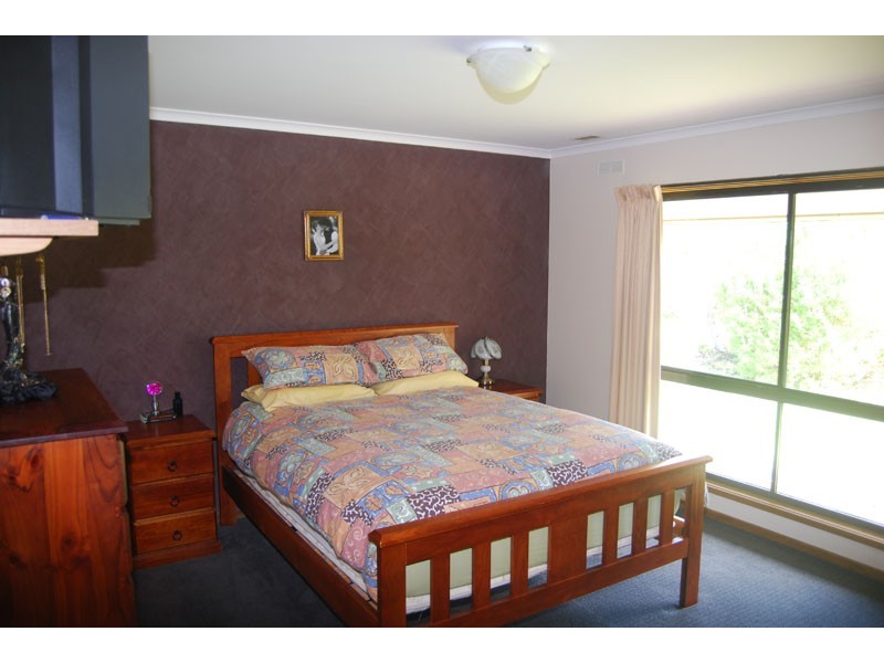 17 Sheoke Road, Portland VIC 3305
