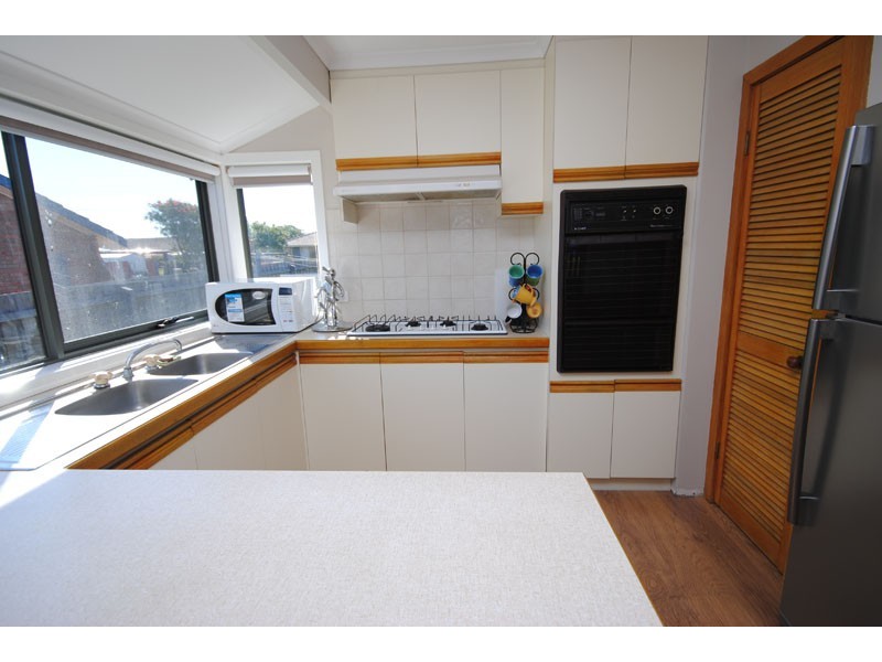 11 Lowan Court, Portland VIC 3305