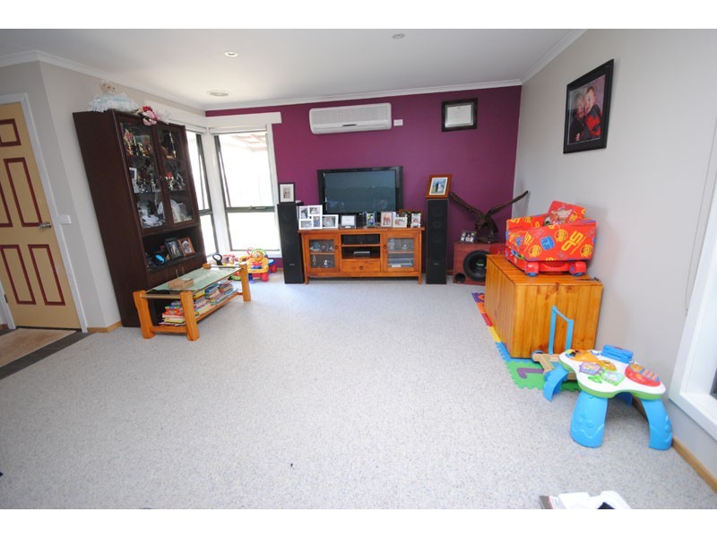 11 Lowan Court, Portland VIC 3305