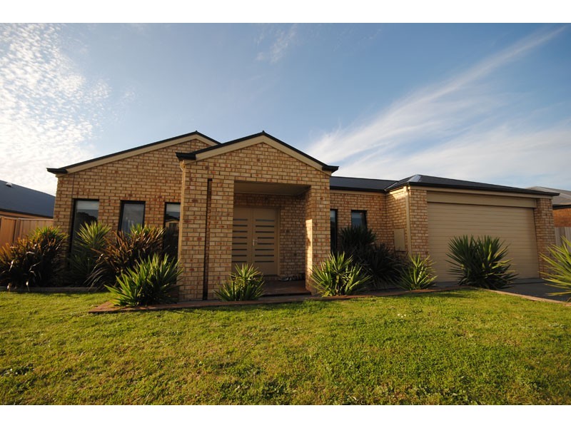 19 Coastal Court, Portland VIC 3305