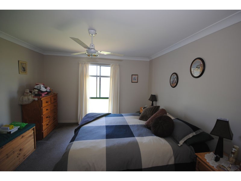 14 Bell Street, Heywood VIC 3304