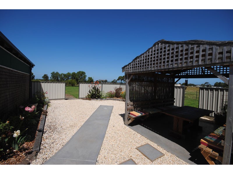 14 Bell Street, Heywood VIC 3304