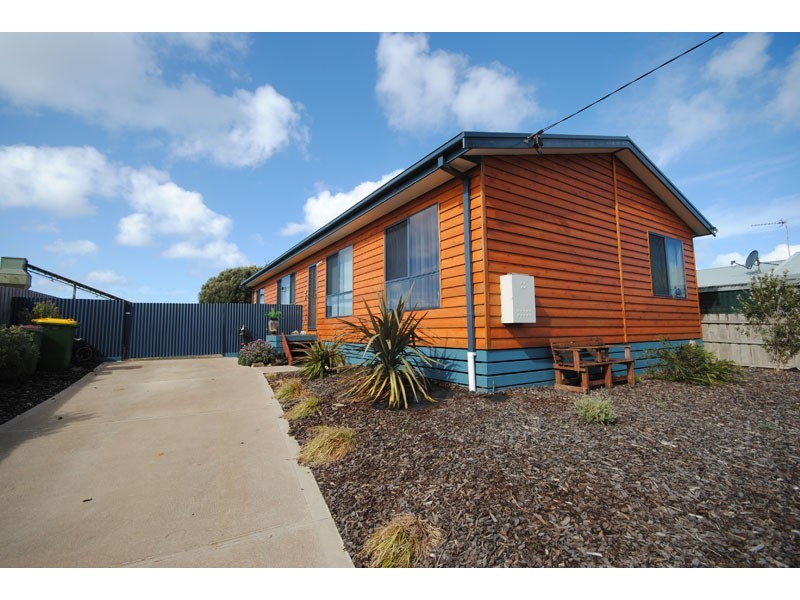 4 Champion Court, Portland VIC 3305