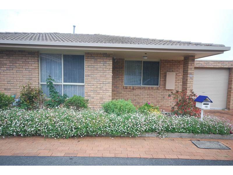 16 Juliani Place, Portland VIC 3305