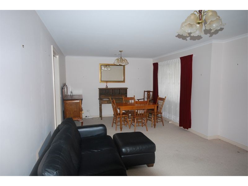 16 Juliani Place, Portland VIC 3305