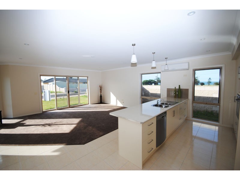 1 Seacliff Place, Portland VIC 3305