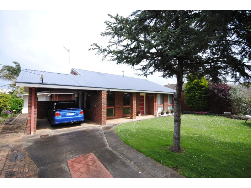 11 Harders Street, Portland VIC 3305