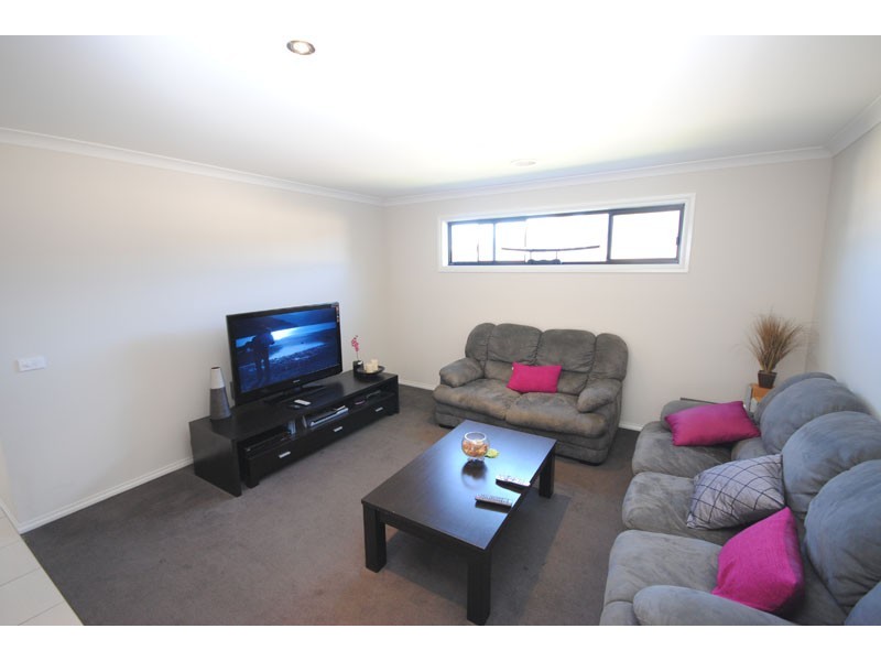 24 Coastal Court, Portland VIC 3305