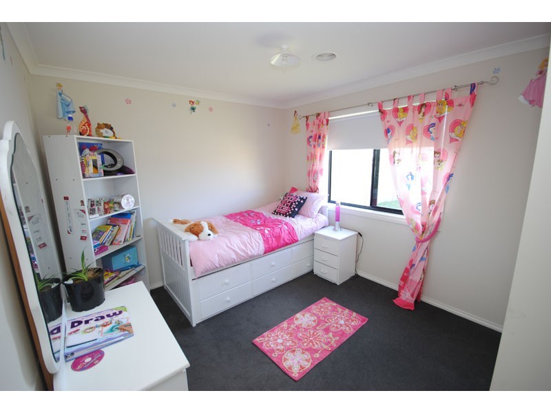 24 Coastal Court, Portland VIC 3305