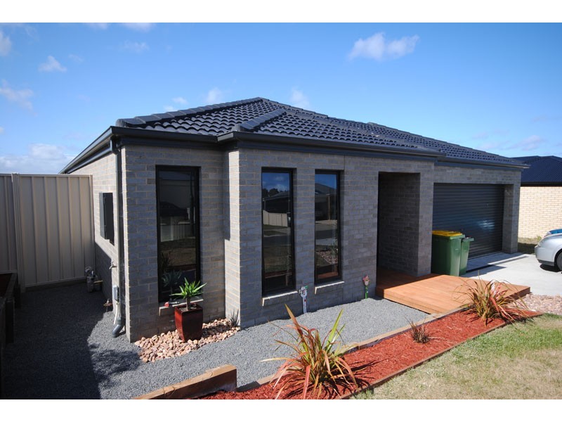 24 Coastal Court, Portland VIC 3305