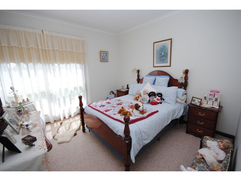6 Carlyle Court, Portland VIC 3305