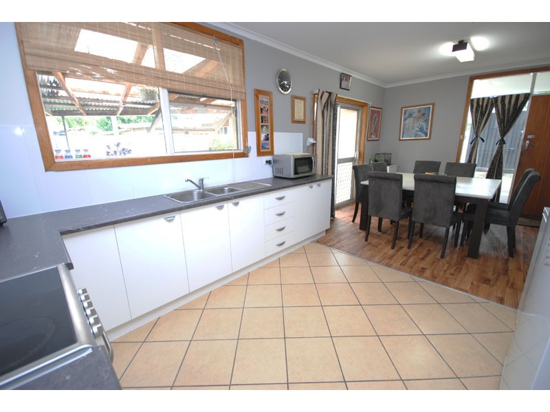 5 Darling Street, Heywood VIC 3304