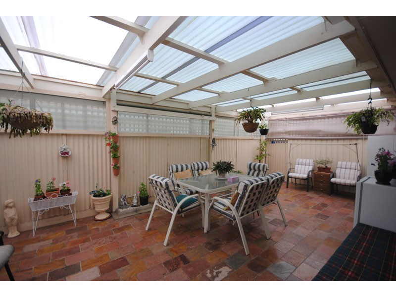 2/98 Blair Street, Portland VIC 3305