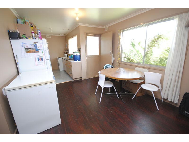 6 Anzac Court, Dartmoor VIC 3304