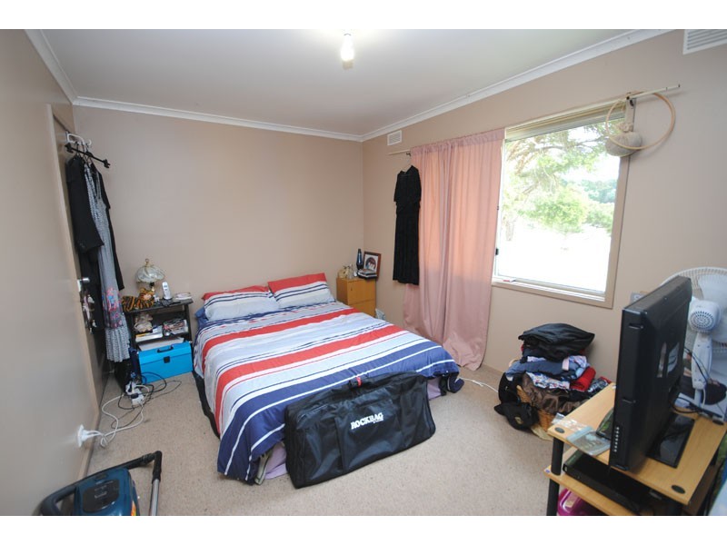 6 Anzac Court, Dartmoor VIC 3304