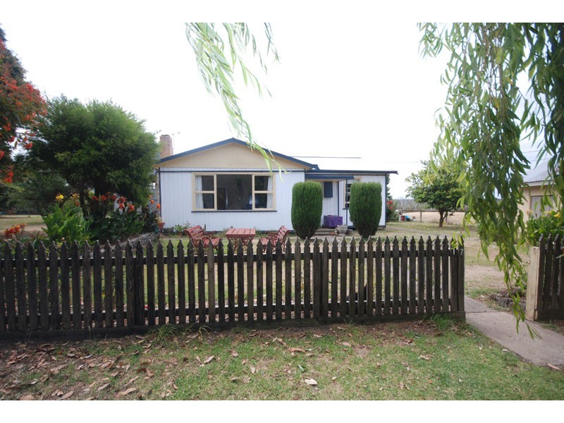 17 Reserve Road, Tyrendarra VIC 3285