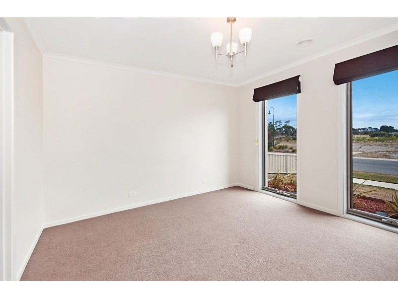 41 Madeira Close, Portland VIC 3305