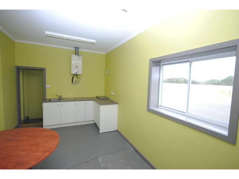 609 Henty Highway, Portland VIC 3305