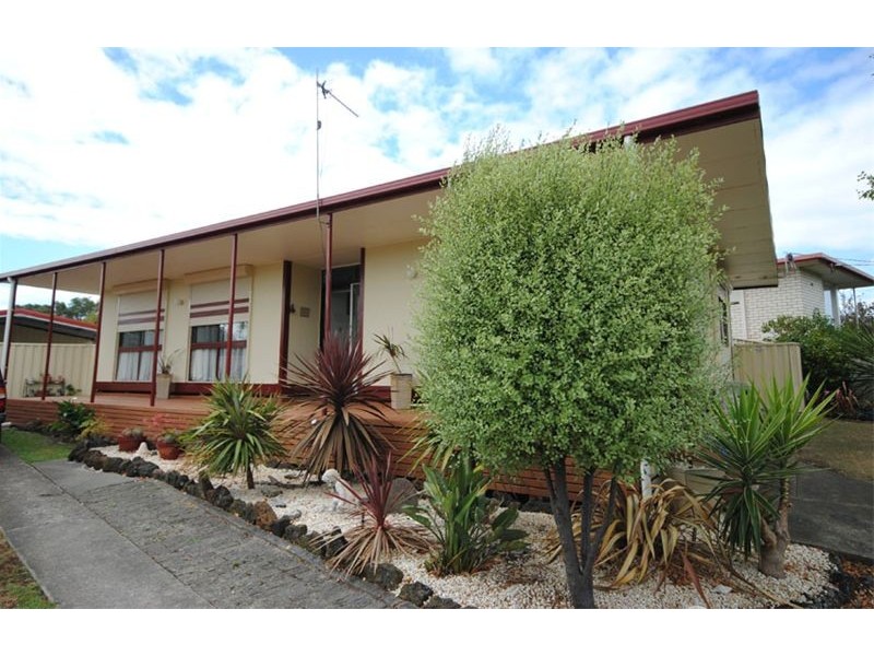8 Barrowby Street, Portland VIC 3305