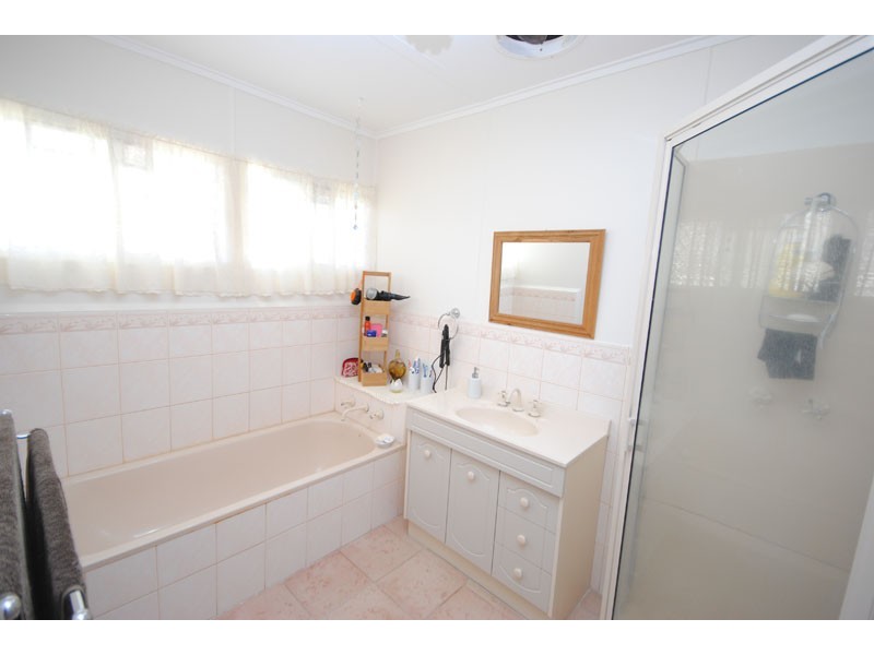 8 Barrowby Street, Portland VIC 3305