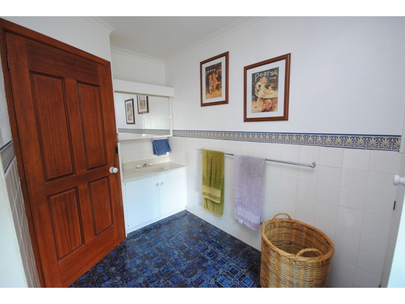 136 Cave Hill Road, Heywood VIC 3304