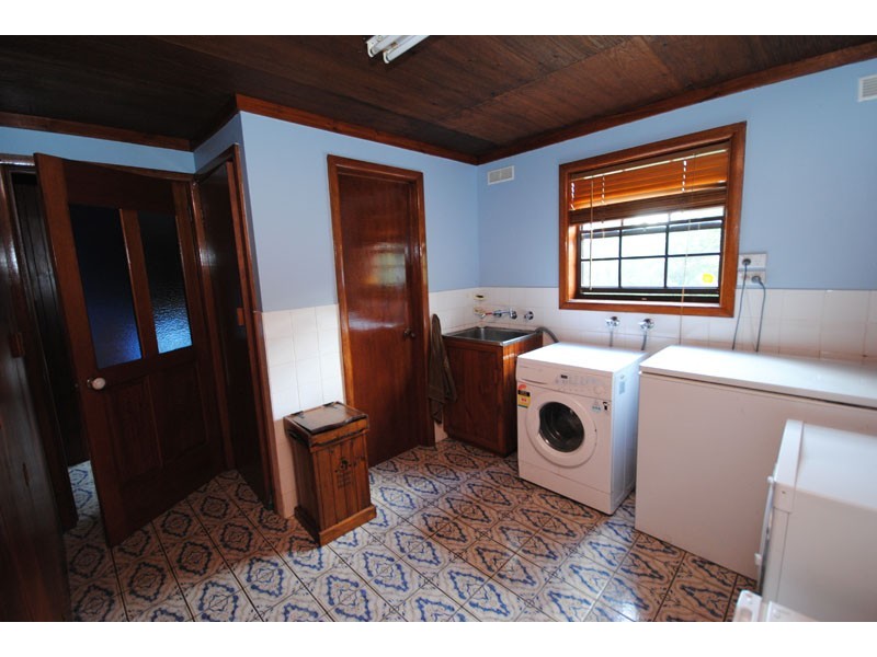 136 Cave Hill Road, Heywood VIC 3304