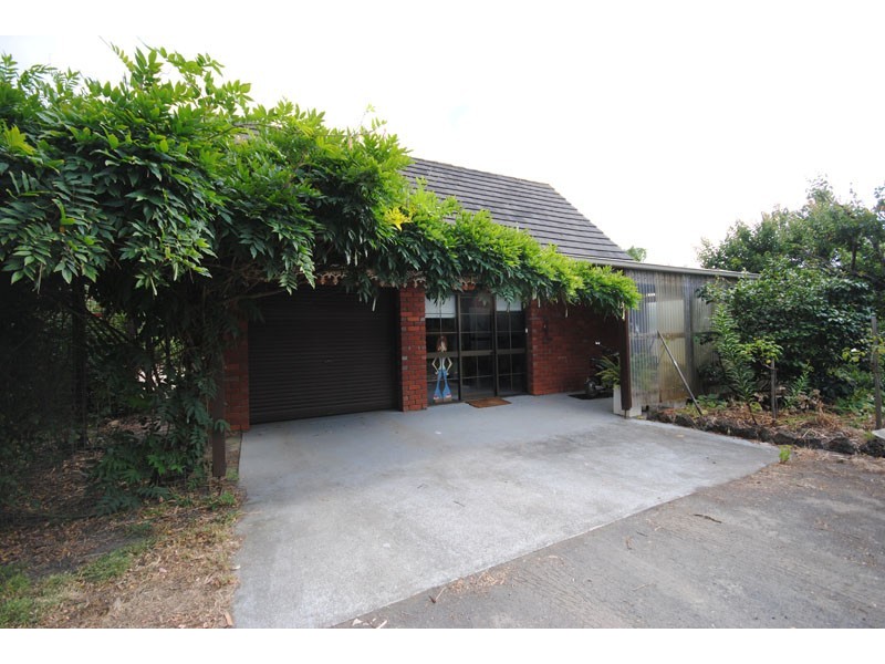 136 Cave Hill Road, Heywood VIC 3304